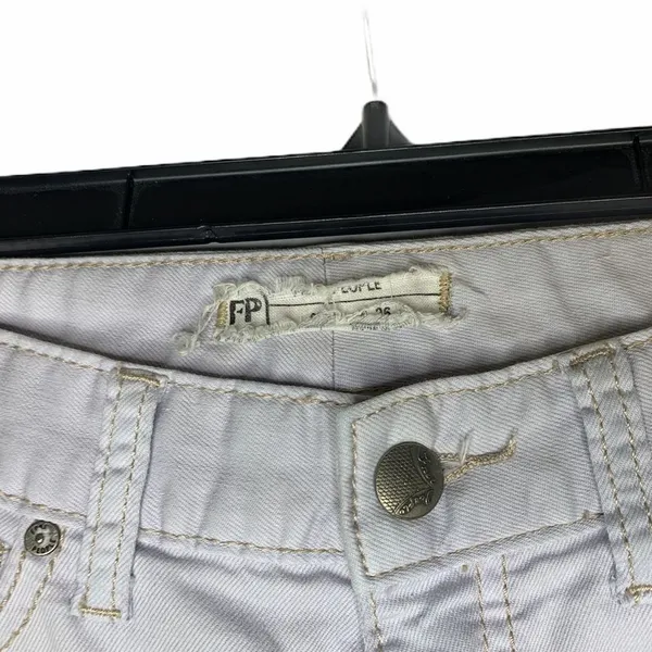 Free People Jeans Size 26 Gray‎ 28X26 Tapered - Image 2