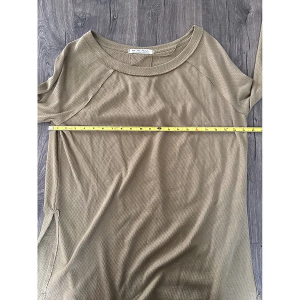 Free‎ People Tan Waffle Knit Long Sleeve Thermal Shirt Top Women's Large - Image 6