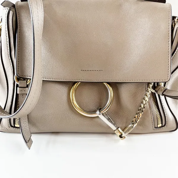 Chloé Faye Leather Crossbody Day Bag Purse Motty Grey - Image 3