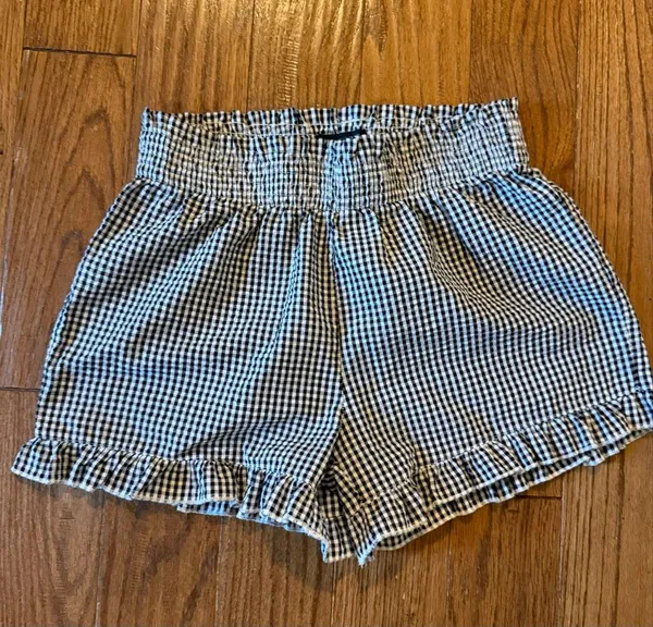 Rachel Zoe gingham ruffled trim smocked short M - Image 2