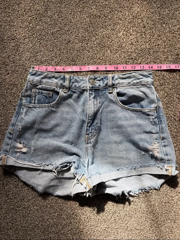 Pacsun Light Wash Jean Shorts - Image 2