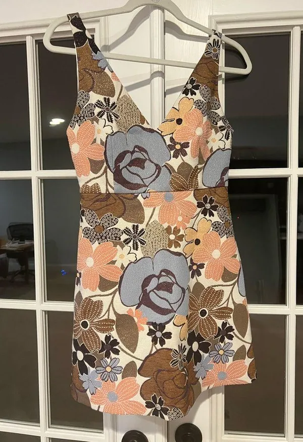 LAST CHANCE Zara floral metallic flare v neck dress - Image 2