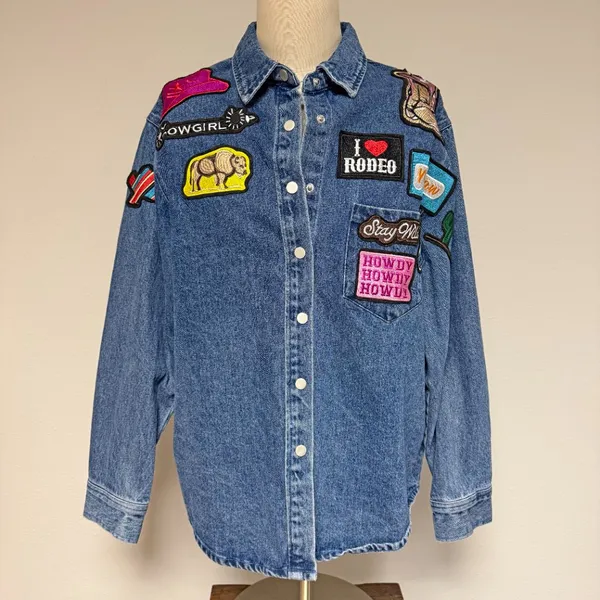 *NEW* blue b. Patch Denim Jacket Size L - Image 2