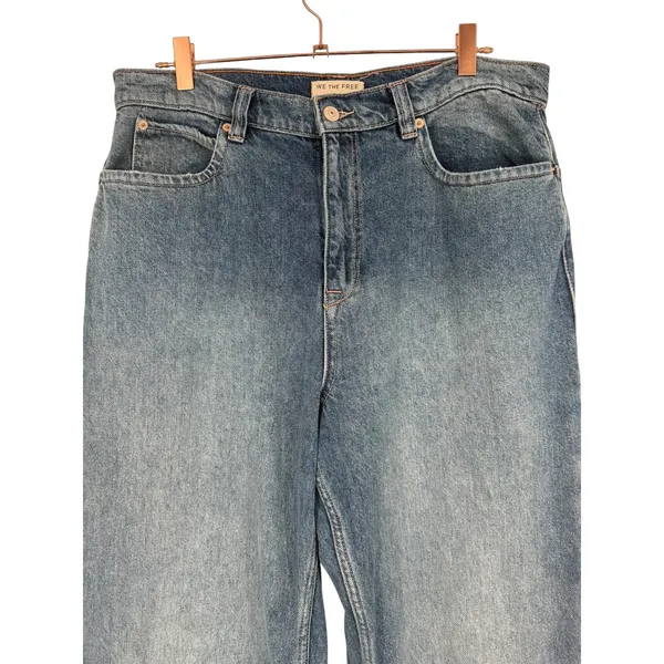 Free People Women's Tinsley Baggy High‎ Rise Jeans Hazey Blue Denim Size 31 Boho - Image 6