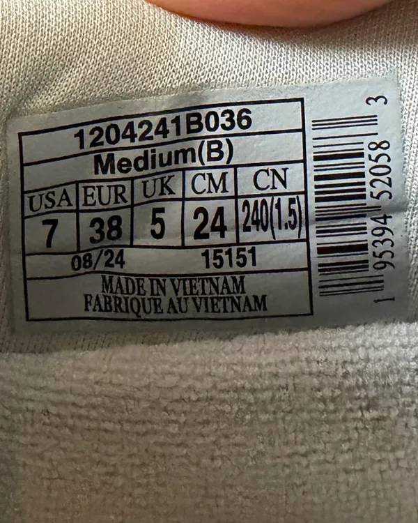 Women’s Brooks Revel 7 Oyster Gray Running Tennis Shoes (Size 7) - Image 3