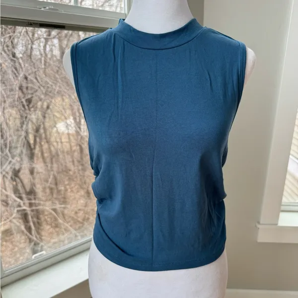 CIDER Teal Blue Mockneck Sleeveless Rusched Sides Top NWT Size Large - Image 5