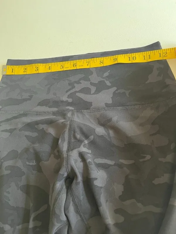 Lululemon Wunder Under High-Rise size 6 - Image 7