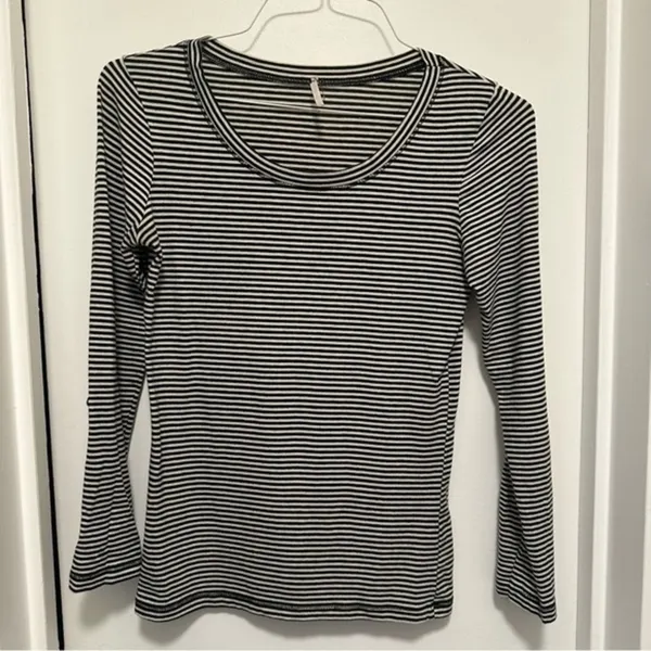 Free with any order stripped long sleeve Gray - Image 2