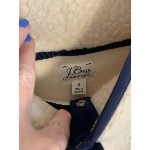 J.‎ Crew Cream Sherpa Pullover Women's size small - Image 4