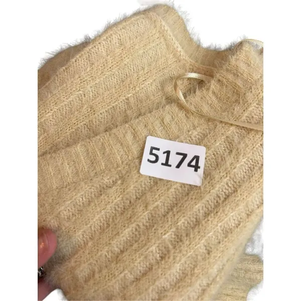 Windsor size medium yellow fluffy cardigan v neck front sweater NWT - Image 8