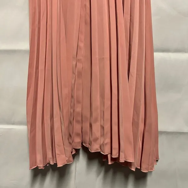 Women's Pink Pleated Sleeveless Midi Dress Size Medium - Image 11