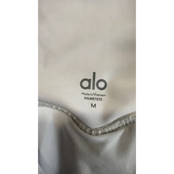 Alo Yoga Pleated Tennis Skirt with Built-in Shorts Light Gray W0366R Size M - Image 6