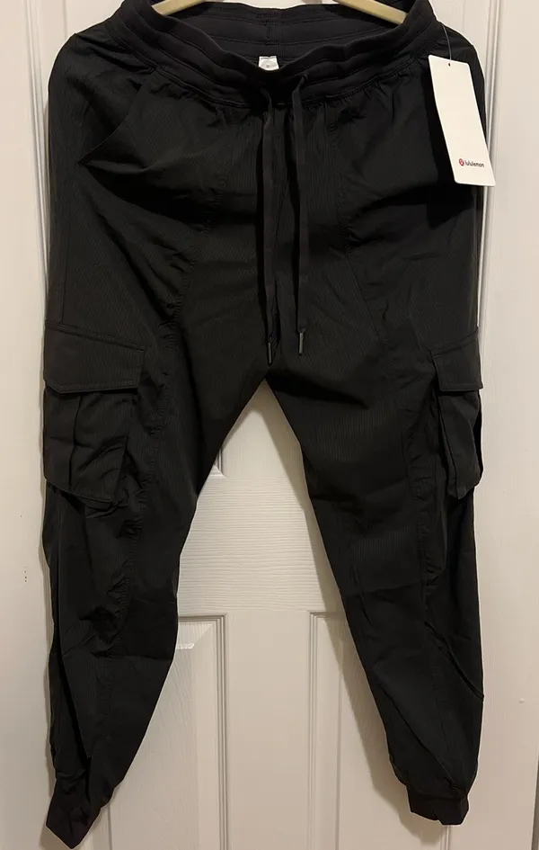 Lululemon Dance Studio Relaxed Fit MR Cargo Jogger - Image 6
