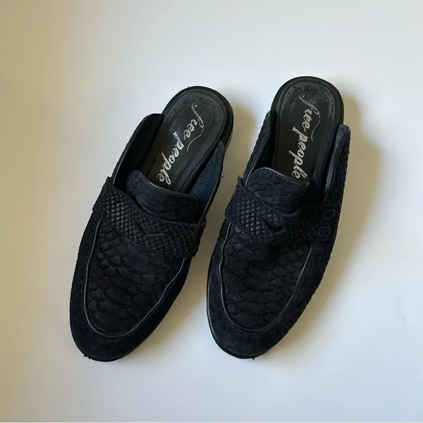 Free People At Ease Leather Snakeskin Mules - Image 5