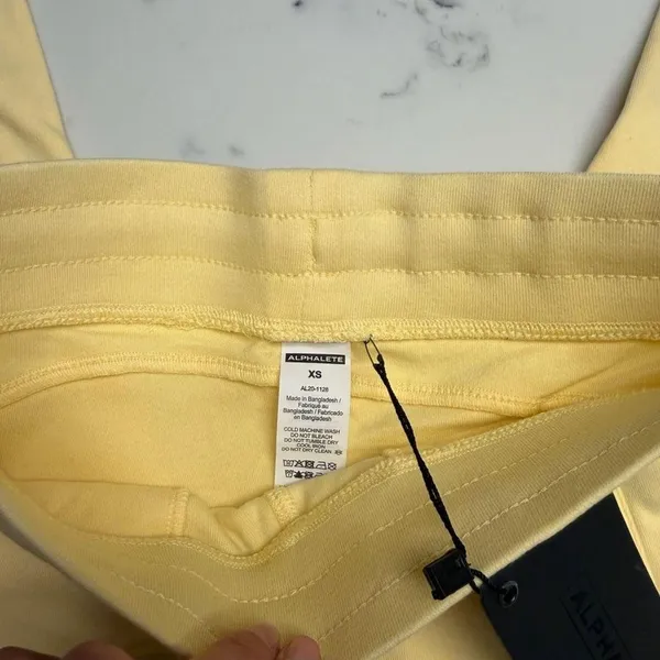 Alphalete‎ Women's Identity Joggers Yellow Size XS - Image 5