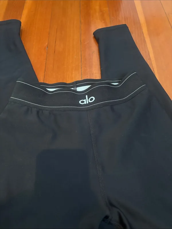 Alo Yoga Airlift High-Waist Suit Up Legging XXS like new - Image 6