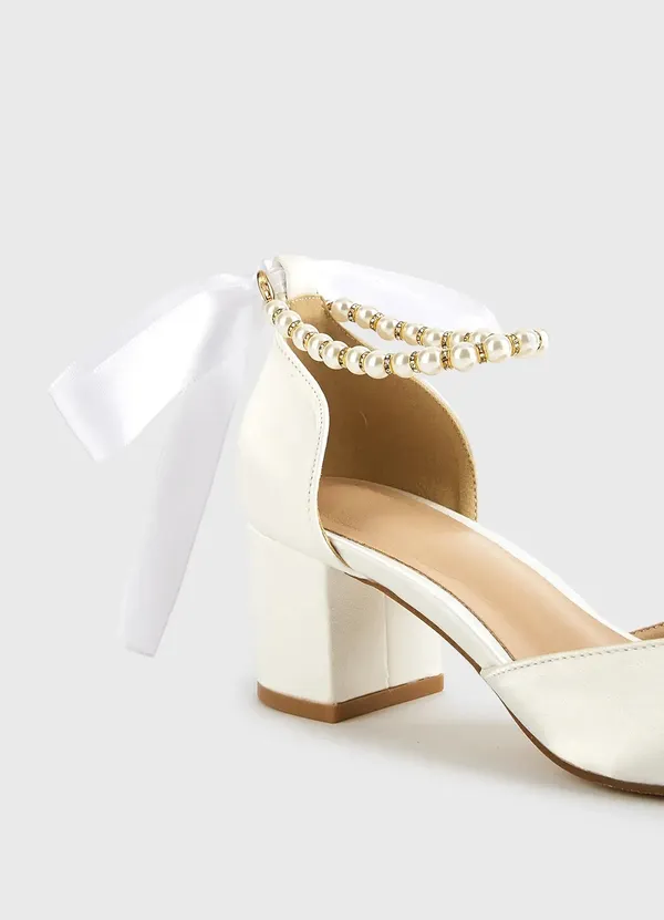 Azazie Satin Shoes Size 8 1/2 - Image 9
