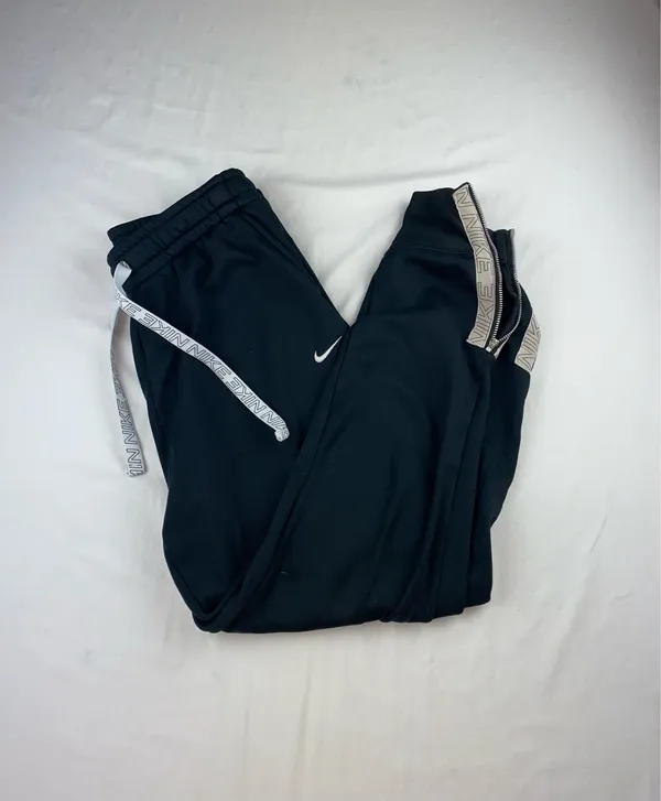 Nike sweatpants  - Image 3