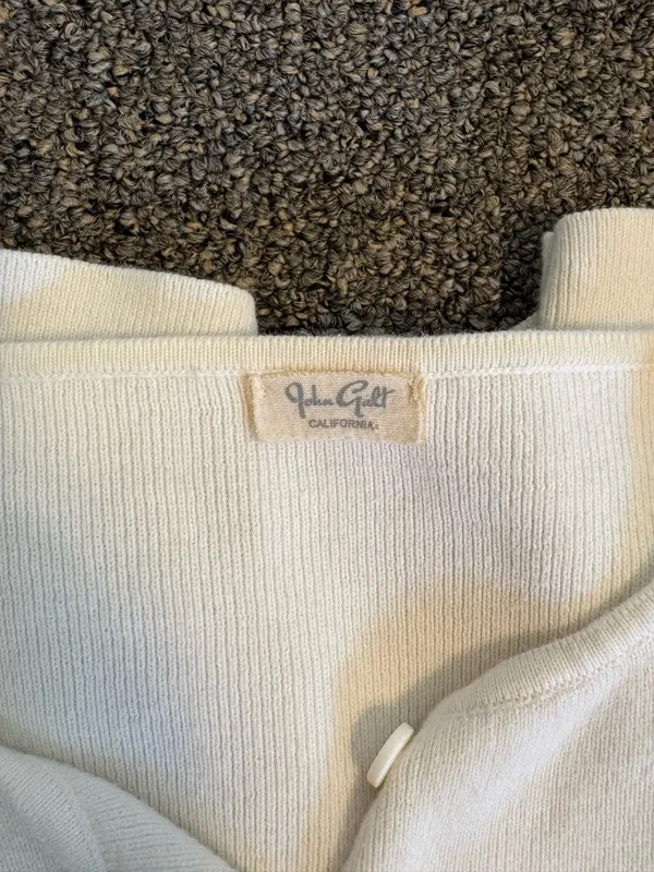 Brandy Melville Sweater Cropped - Image 3