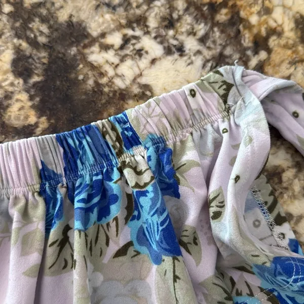 Poof! Blue and White Floral Short Set - Image 8