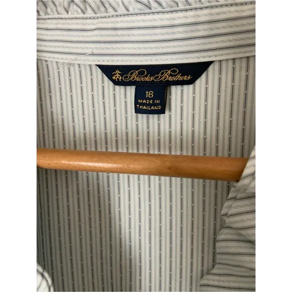 Brooks Brothers Preppy Pima Cotton Long Sleeve Pinstripe Shirt Nautical Coastal - Image 2