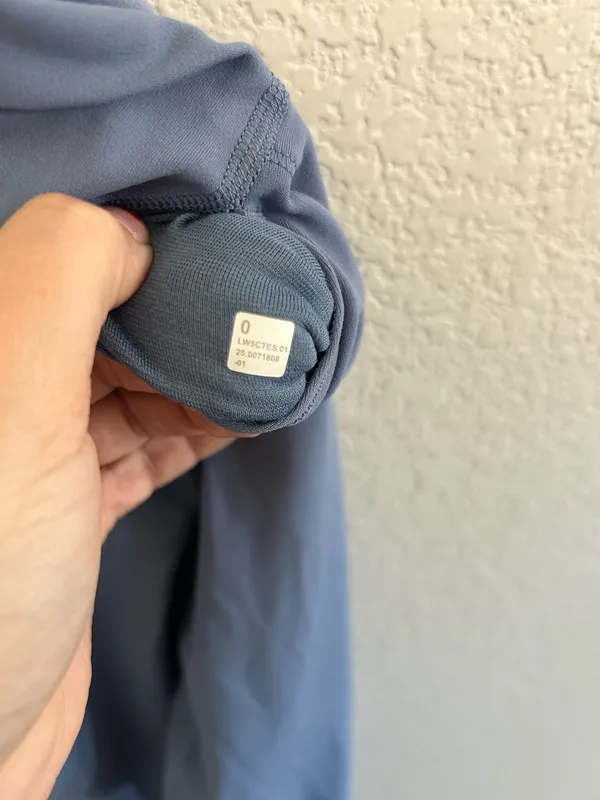 Lululemon High-Rise Align 28" - Image 3