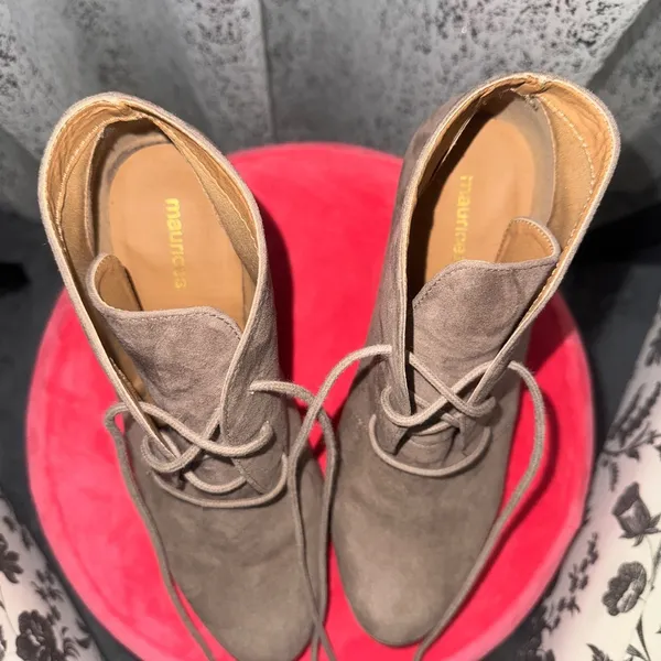 Tan Lace Up‎ Boots with Suede Finish - Image 2