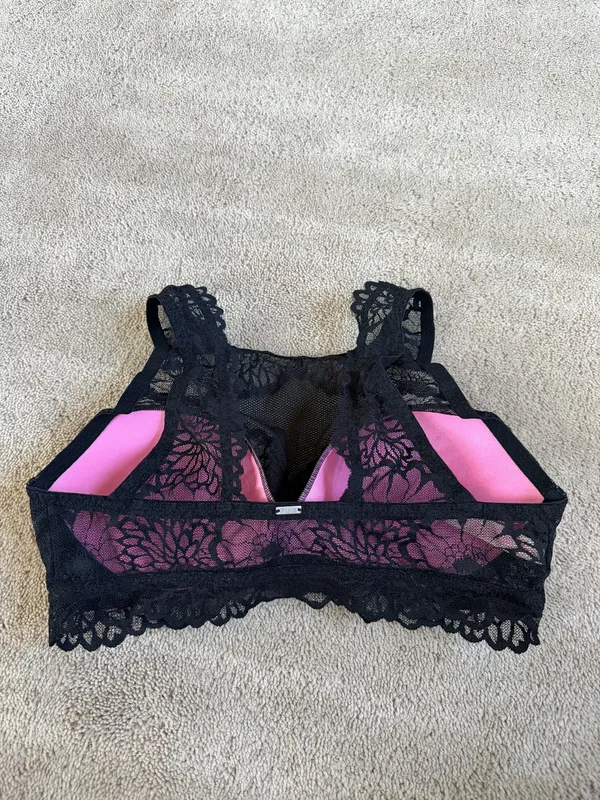 Victoria’s Secret PINK Black Lace Bralette – Size M - Image 3