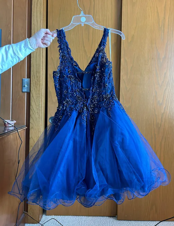 Homecoming Dresses Size 6 - Image 2