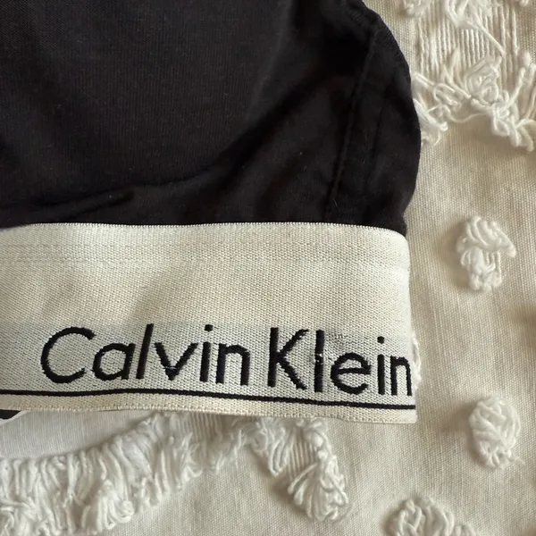 Calvin Klein Black and White Cross-Back Bra - Image 2