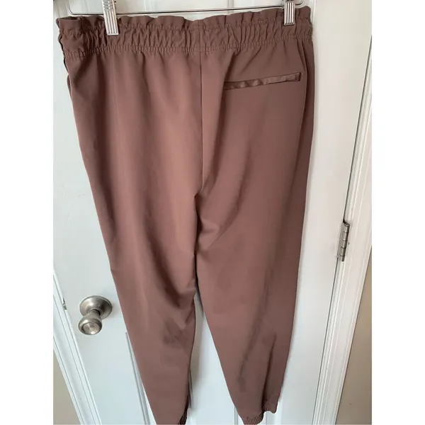 Athleta sweat pants workout pants or travel comfy pants size 8 joggers - Image 6