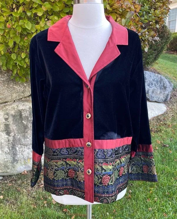 Coldwater Creek Small Jacket Velvet Button Front Black Wine Tapestry Holiday - Image 4