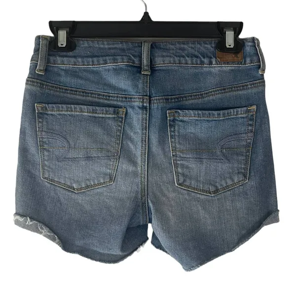 American Eagle Outfitter‎ Embellished Blue Denim Mid Shorts Size 4 - Image 3