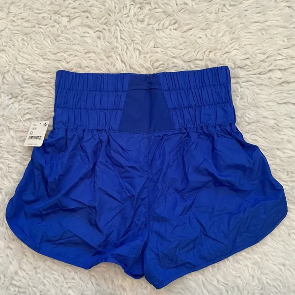 Free People Movement The Way Home Shorts Blue Ground High Rise Smocked Sz M NEW - Image 2