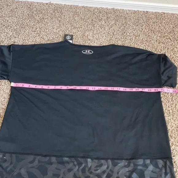Under armour‎ women’s XL Locker Emboss black T Shirt - Image 7