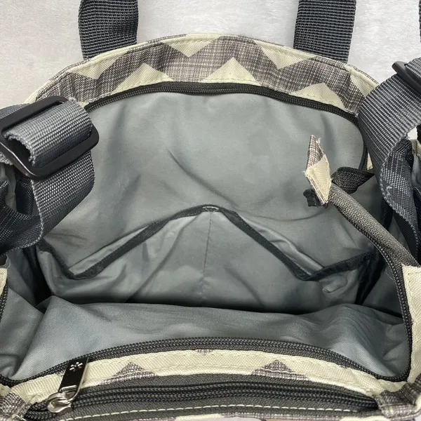 Skip Hop Duo Signature Carry All Diaper‎ Bag - Grey/White Chevron - Image 9