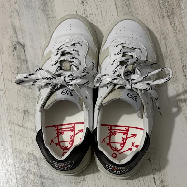 33.9 The Original White and Black Women's Sneakers - Image 5