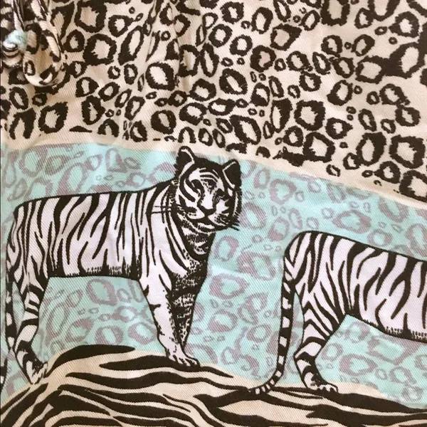 Minkpink Animal Print Shorts Size XS EUC - Image 3