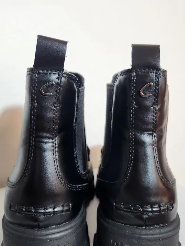 Circus by Sam Edelman Black Chelsea Loafer Platform Lug Sole Boots Size 9 - Image 5
