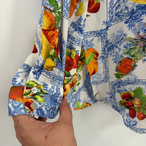 Rose + Olive Fruit Toile Button Shirt Sz L Euro Summer Cottage Resort Peaches - Image 6