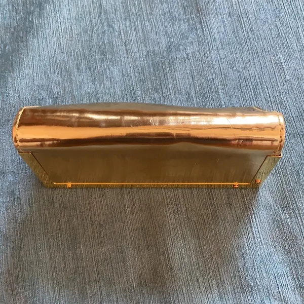 Tory Burch sunglasses case - Image 2