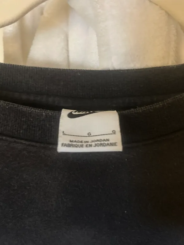 Nike Sweatshirt - Image 2