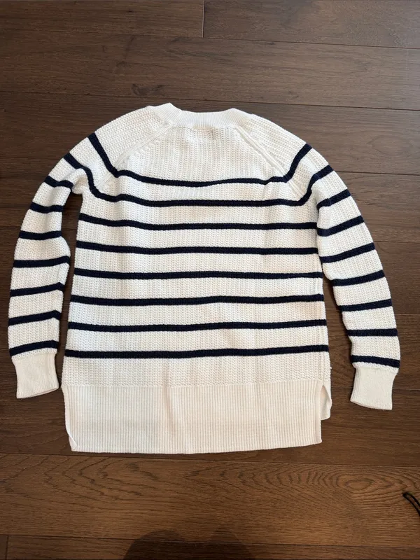 Old Navy Cream Sweater with Navy Stripes - Crew Neck Size XS - C58-022 - Image 6