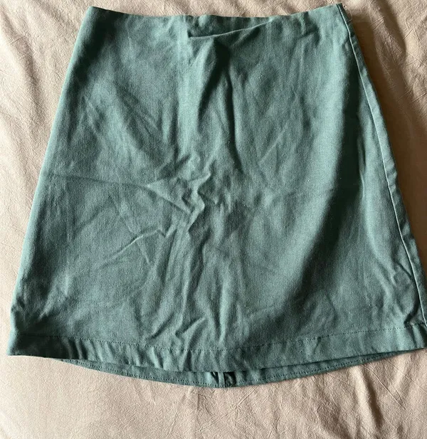 Showpo Linen top and skirt set - Image 3