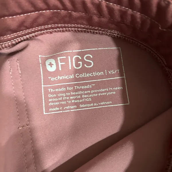 Figs technical collection medical scrubs pink XS - Image 6