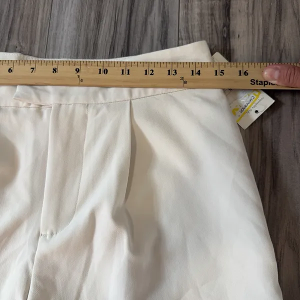A New Day Women’s Shorts Size 8 White/ Ivory Stretch High Rise Dress Shorts NWT - Image 6