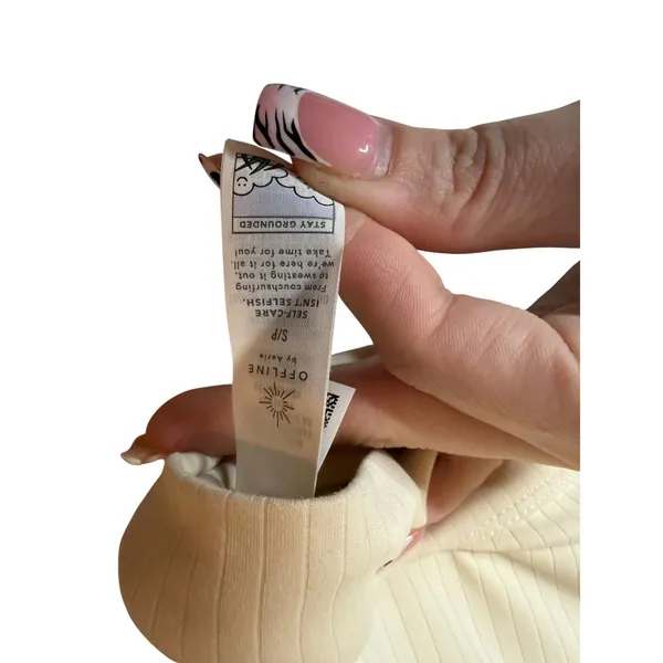 Offline by Aerie‎ Ribbed Crop Top Cream Short Sleeve Sz S Activewear Clean Girl - Image 4