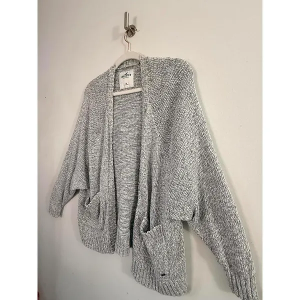 Hollister Gray Open Front Knit Cardigan Womens M Oversized Chunky Pocket Sweater - Image 2