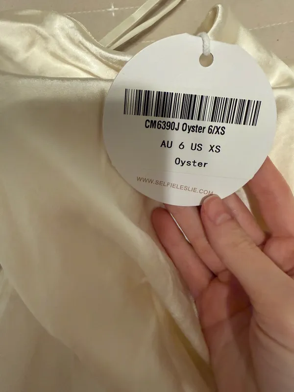 NWT Selfie Leslie Champagne dress - Image 4