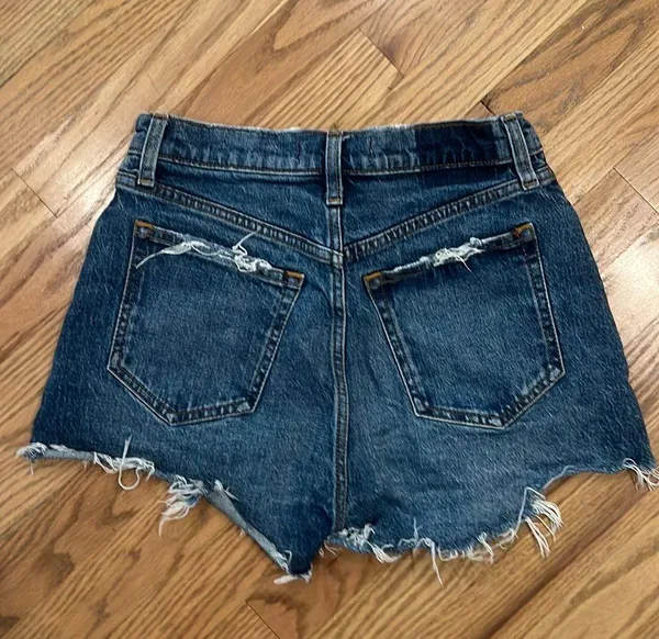 Abercrombie The Mom Short High Rise - Image 2